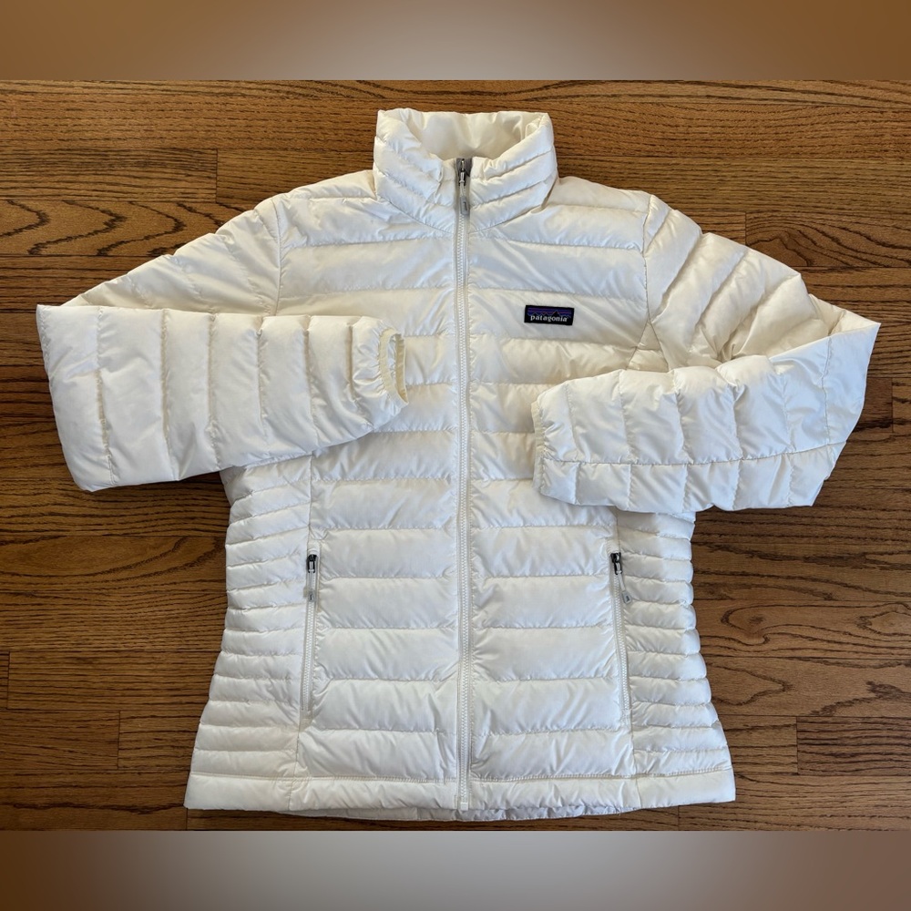 Patagonia women’s Down Sweater jacket